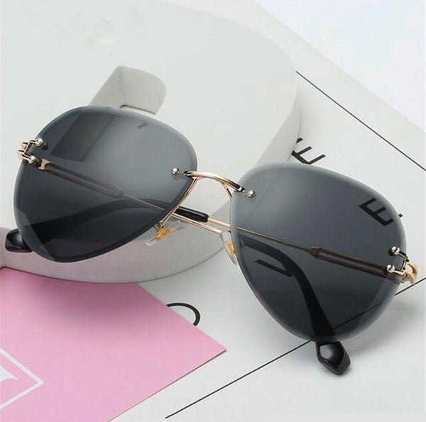 Gradient Frameless Metal Sunglasses