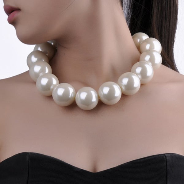 Chunky Pearl Chocker Necklace